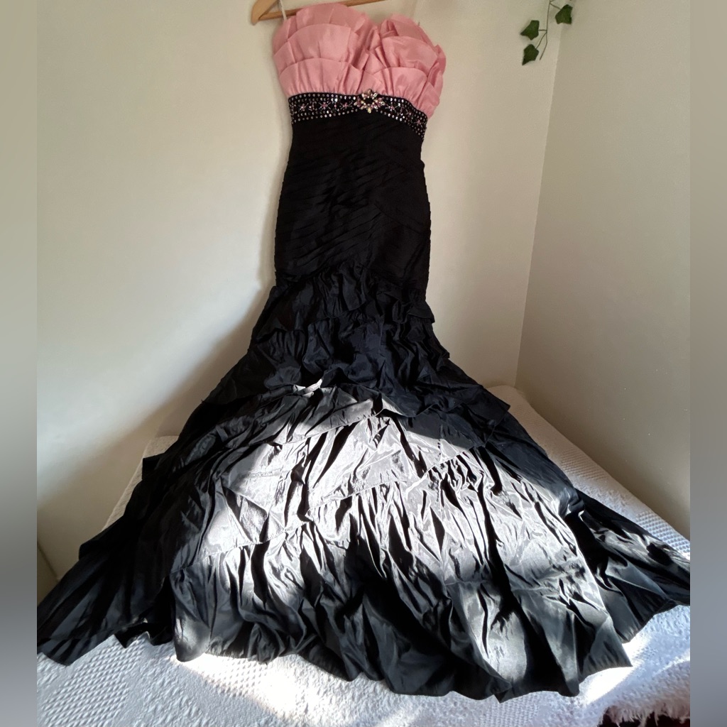 Tony Bowls Pink Formal Dress 90’s Y2k